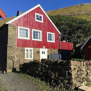Oyndarfjordur Seaside Cottage Exterior photo