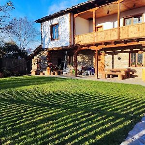 فيلا ليشتينفي Stone House Exterior photo