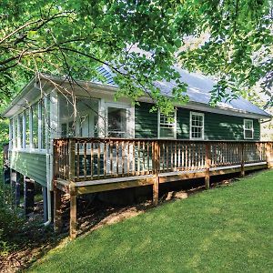 Cozy Cottage W Hot Tub, Fire Pit, Wifi & Sunroom! فرونت رويال Exterior photo