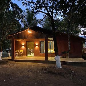 The Mango Woods Rustic Cottage With Bathtub In Alibag Farm Stay With Swimming Pool Exterior photo
