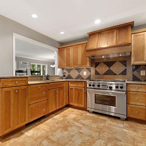 Gourmet Kitchen Family & Pet Friendly Residence! Edgewater Exterior photo