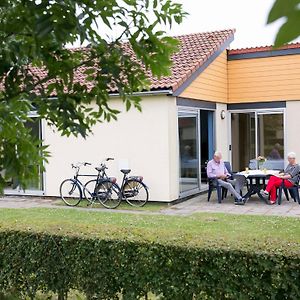 فيلا Enjoy A 6-Person Bungalow Zevenhuizen  Exterior photo