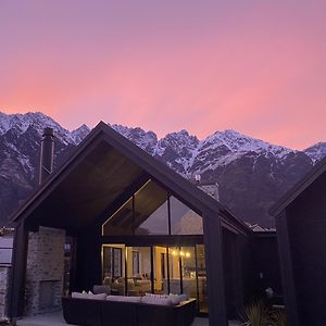 فيلا فرانكتونفي Luxury Alpine Retreat With A Hot Tub Exterior photo
