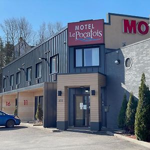 لا بوكاريه Motel Le Pocatois Exterior photo