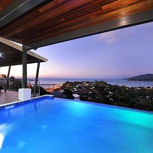 شاطئ إيرلي 15 Kara - Luxurious Home With Million Dollar Views Exterior photo