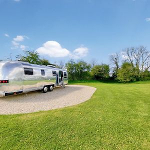 فيلا Hawthorn في Lanes End Farm Airstream Exterior photo