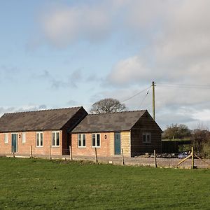 Walford  Swallow Barn Exterior photo