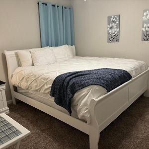 بحيرة تشارلز All-Inclusive Long Stay Comfort With 2 King Beds Exterior photo