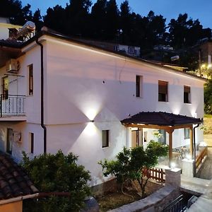 Hotel Vila Vreko B&B بيرات Exterior photo