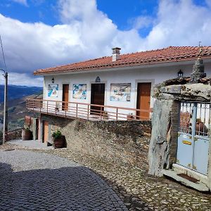 منزل الضيف Alijó  في Vivenda Casa Da Fraga Exterior photo