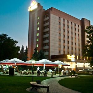 Druzhba Hotel كريفوي روغ Exterior photo