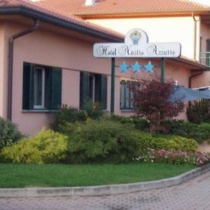 مونغوتْسو Hotel Nastro Azzurro Exterior photo