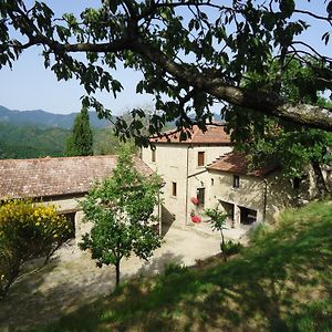 فيلا Agriturismo I Monti Di Salecchio بالازولو سول سينيو Exterior photo