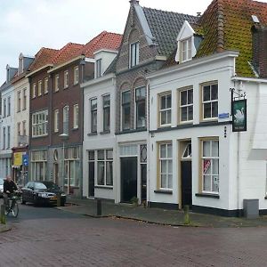 مبيت وإفطار IJsselmuiden De Zilveren Karper Exterior photo