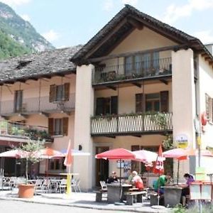 فندق Ristorante Alpino Sonogno Exterior photo