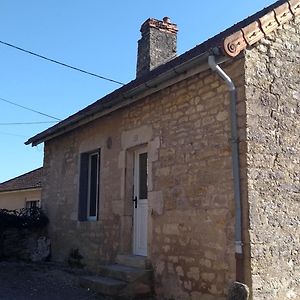 فيلا Gite Des Celliers Alise-Sainte-Reine Exterior photo