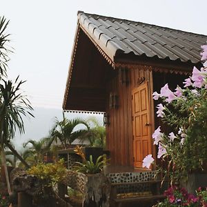 لووي Phuruarounmai Organic Living Resort Exterior photo