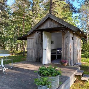 فيلا Älvkarlebyفي Karlsater - Lilla Stugan Exterior photo