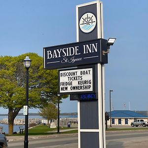 سانت إيغناس Bayside Inn Exterior photo