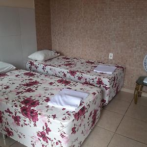 Hostel, 1 Cama Em Flat Compartilhado فييرا دي سانتانا Exterior photo