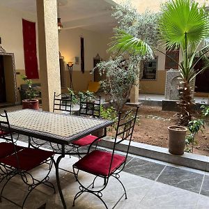 مبيت وإفطار أكدز Riad Tazoulte Exterior photo