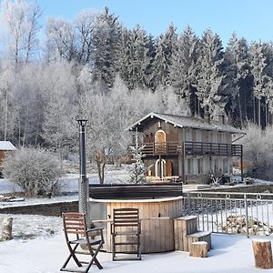 فيلا White Wood Tiny House Darney Exterior photo