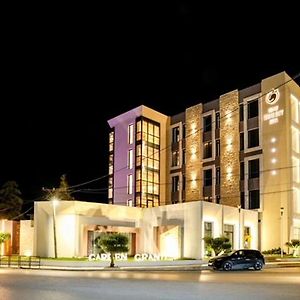 Grand White City Hotel بيرات Exterior photo