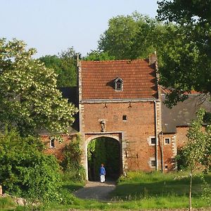 شقة Kasteel Nieuwenhoven سينت تروادن Exterior photo