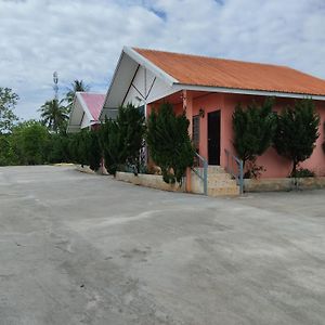 Chanakarn Guesthouse سانغكلا بوري Exterior photo