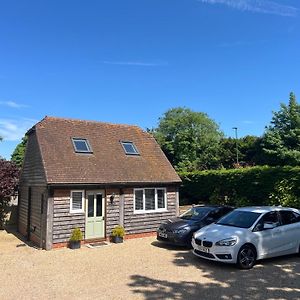 Acorn Lodge Eastergate Exterior photo