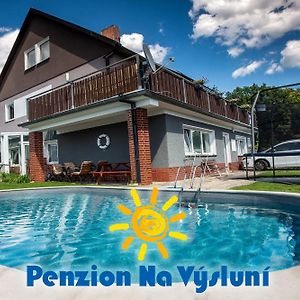 فندق Penzion Na Vysluni Nové Město nad Metují Exterior photo