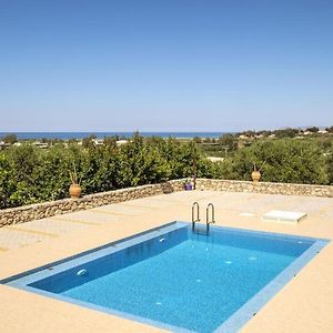 Tavronitis Kayzo Luxury Apartment With Pool Exterior photo