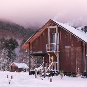 مالالكايلو Hostal Dos Volcanes Exterior photo