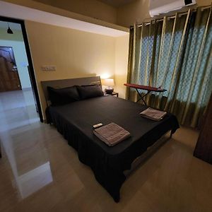 Moira Fully Furnished Studio Apartment In North Goa With Reserved Parking Exterior photo