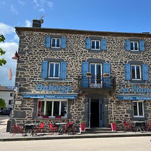 فندق Auberge De La Planeze Talizat Exterior photo