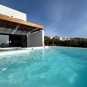 Galanado Villa Agrabely & Suites Exterior photo