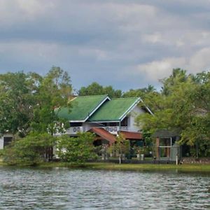 Leibe Lake Holiday Villa وينابوا Exterior photo