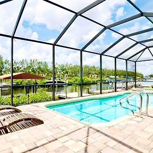 برادنتون Serenity & Luxury: Waterfront Oasis W Private Pool Exterior photo