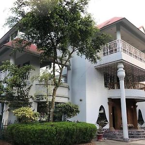 Subhani Aysha Palace Luxury Apartment سيلهيت Exterior photo