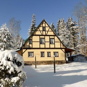 Albertsberg Ferienhaus In Grunheide Mit Eigenem Garten Exterior photo