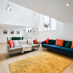 شقة Manhattan Loft In Wimbledon لندن Exterior photo