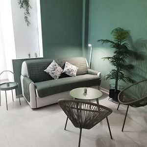 Elegante Suite Smeraldo كونيليانو Exterior photo