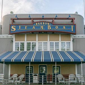 Fulton Steamboat Inn رونكس Exterior photo