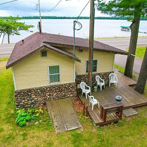 Stone Lake Wisconsin Lakeside Cottage With Deck, Views Exterior photo