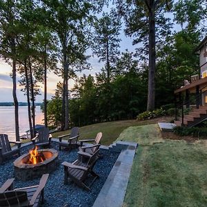 Lakeview Luxury Lakefront Retreat-Secluded, Hot Tub, Dock, Sunset View Exterior photo