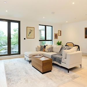 شقة The South Wimbledon Place - Adorable 2Bdr Flat With Balcony لندن Exterior photo