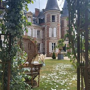 فندق Chateau De La Plumasserie Fontenay-Trésigny Exterior photo