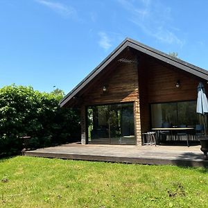 فيلا Chalet Les Pieds Dans L'Eau Lac Aiguebelette Nances Exterior photo