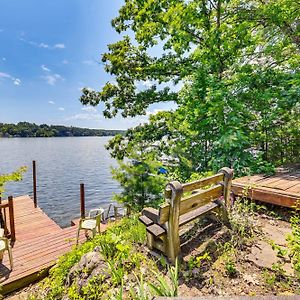 فيلا Quiet Cabin On Glen Lake With Boat Dock And Deck! كوينزبيري Exterior photo