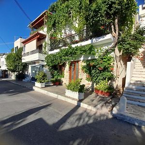 شقة Petrino Studio Filoti Naxos Exterior photo